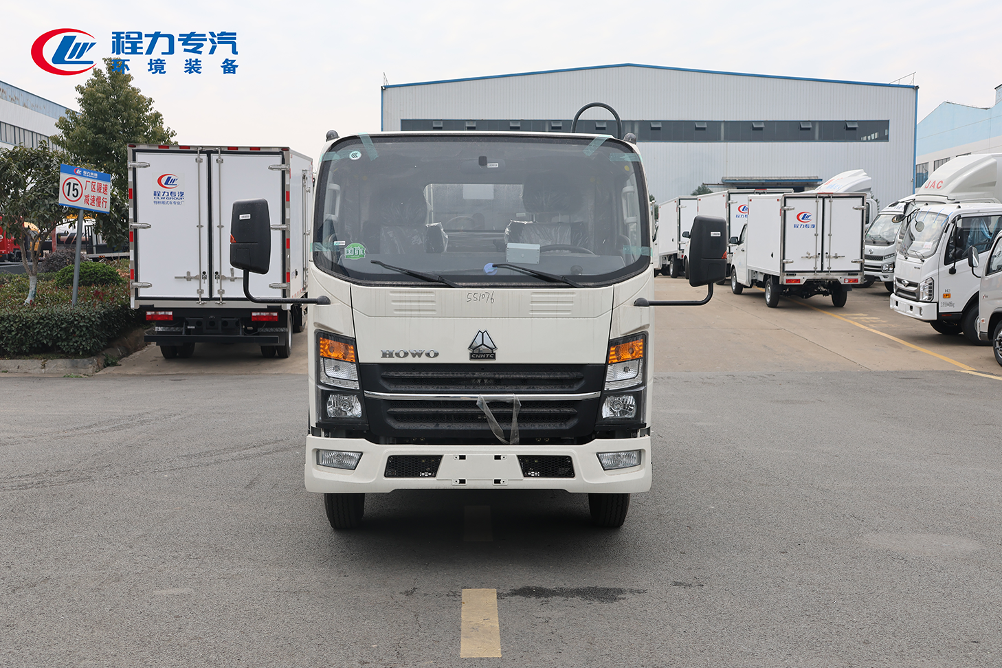 重汽豪沃M2地庫王壓縮垃圾車